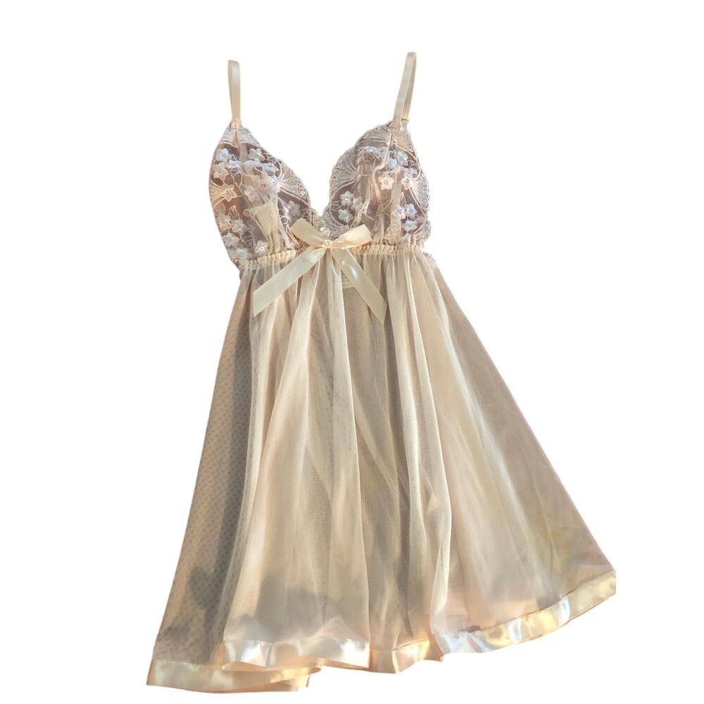 Floral embroidered lace, light pink, babydoll lingerie chemise top Size Small